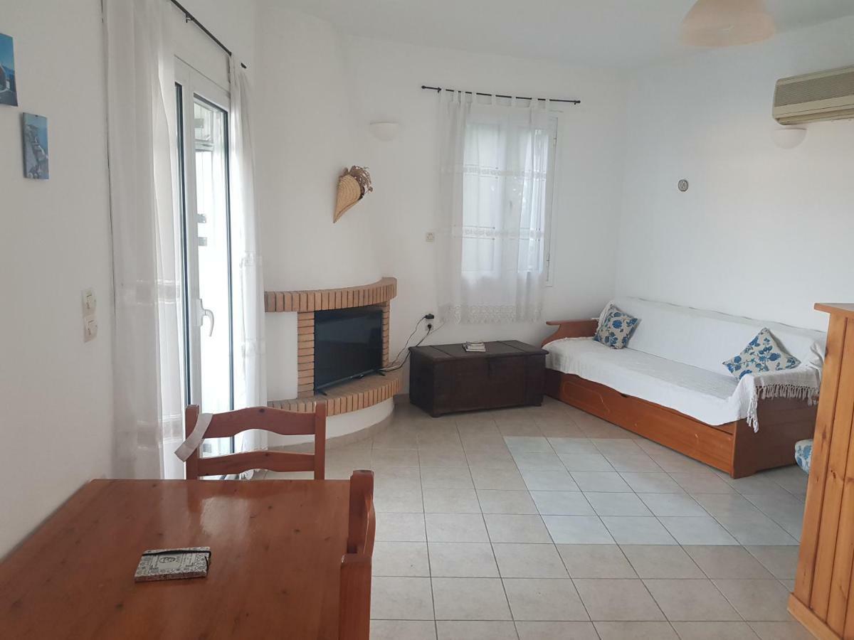 Apartmán 2 Ambelia Paradise Megalochori  Exteriér fotografie